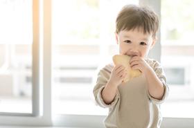 Dari Kecil Makan Gluten, Waspada Risiko Penyakit Celiac pada Anak 