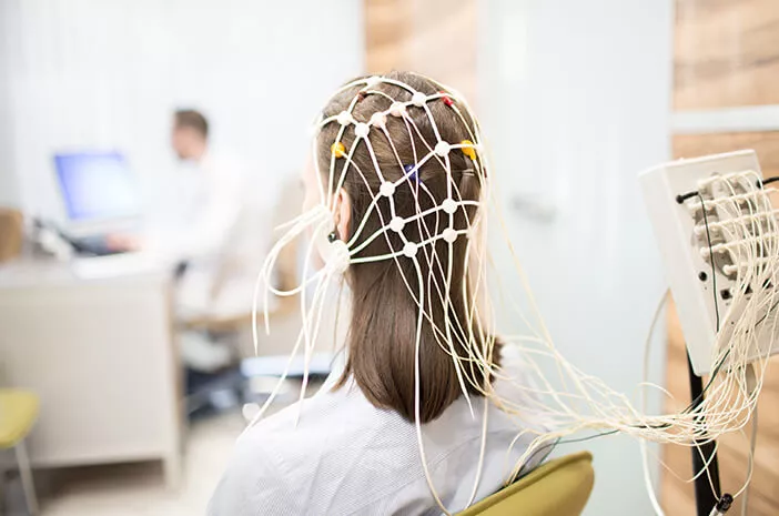 Apa Tujuan Dilakukan Pemeriksaan EEG dan Brain Mapping