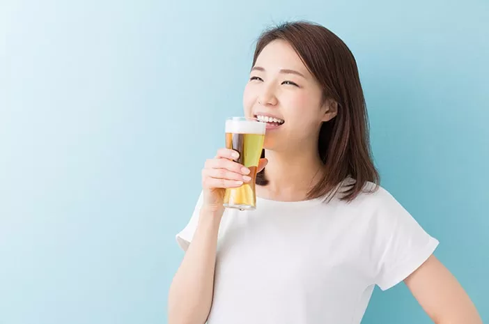 Benarkah Minuman Beralkohol Bisa Picu Asam Urat? 
