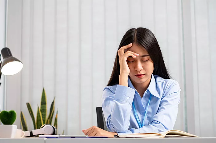 Penyebab Stres Bisa Bikin Migrain Tambah Parah