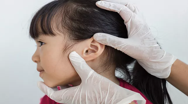 Kenali 7 Tanda Infeksi Telinga pada Anak