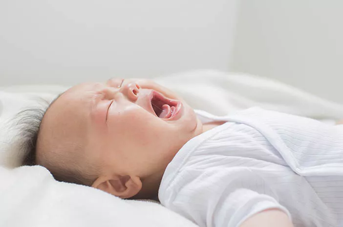 Bayi Mengalami Sariawan, Obati dengan Cara Ini