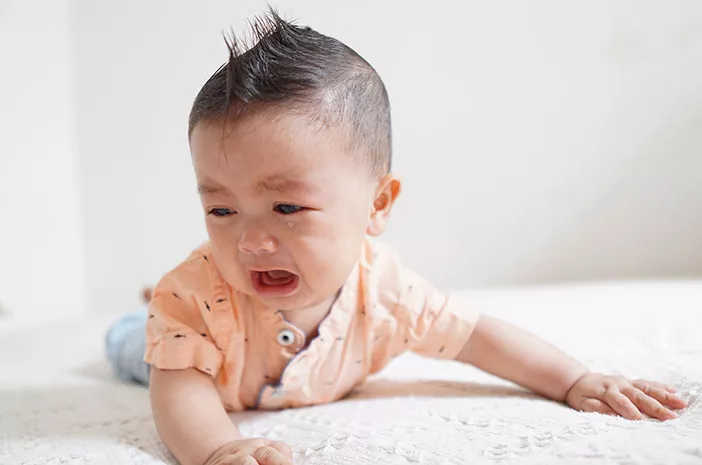 Ini 5 Tanda Kalau Bayi Juga Bisa Alami Stres