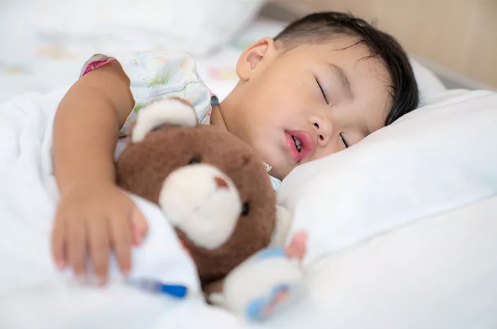 Perhatikan Posisi Tidur Bayi untuk Mencegah SIDS