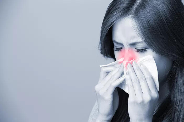Cari Tahu Perbedaan Gejala Sinusitis Akut dan Kronis