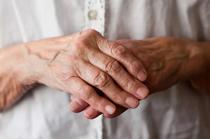Alasan Orang Tua Lebih Rentan Terkena Artritis