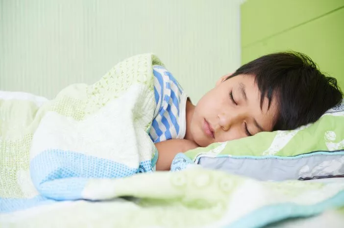 Benarkah Anak-Anak Rentan Mengalami Gangguan Tidur Berjalan?