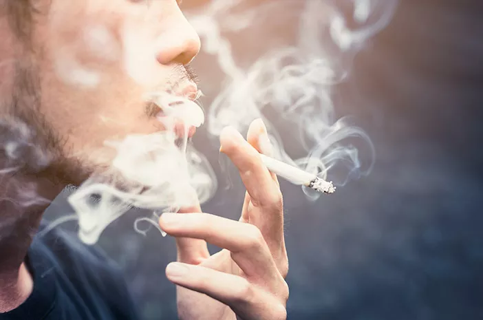 Kebiasaan Merokok Tingkatkan Risiko Alami Anosmia