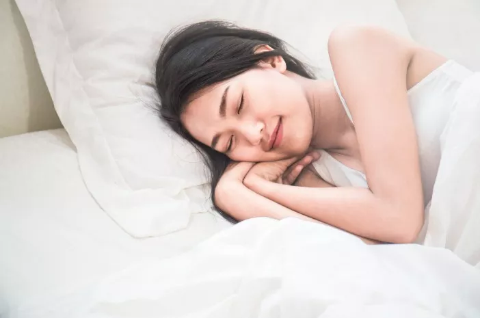 10 Tips Tidur yang Baik untuk Cegah Gangguan Asam Lambung