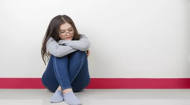 Hal yang Perlu Diketahui tentang Depresi pada Remaja Perempuan 