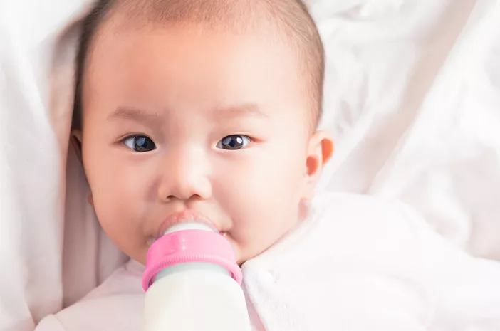 Intoleransi Laktosa pada Bayi, Ibu Harus Apa? 