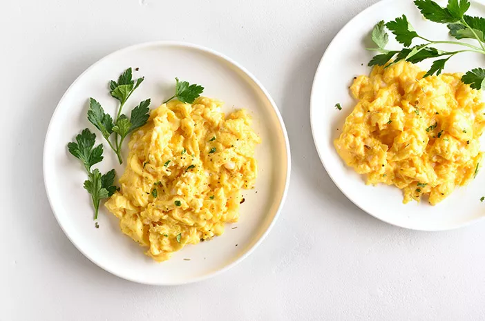 Terlalu Banyak Makan Telur Sebabkan Bisul, Mitos atau Fakta?