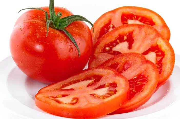 Sembelit Bikin Perut Tak Nyaman, Coba Konsumsi Tomat
