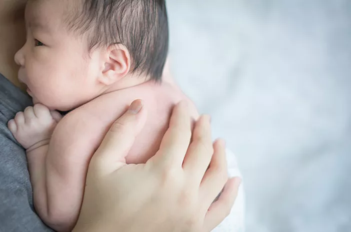 Seberapa Besar Risiko Bayi Baru Lahir Kena Corona