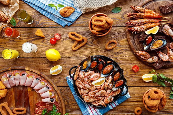 Kolesterol Tinggi, Haruskah Berhenti Makan Seafood?