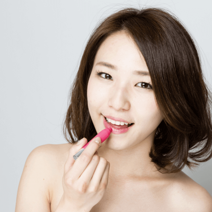 Ini Cara Hilangkan Warna Bibir yang Menghitam