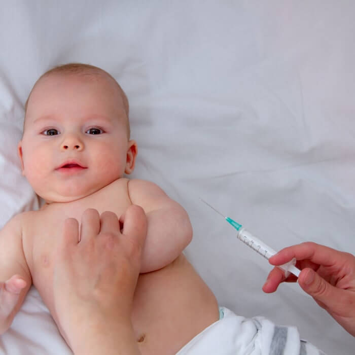 Kata Dokter: Trik Kenali Vaksin Palsu untuk Si Kecil Kata Dokter: Trik Kenali Vaksin Palsu untuk Si Kecil