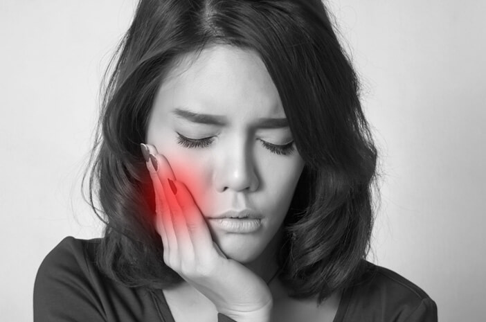 Ini Cara Pertolongan Pertama Sakit Gigi di Rumah