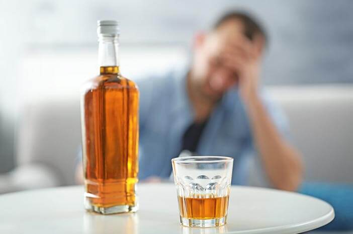 Kecanduan Alkohol Sebabkan Gangguan Elektrolit