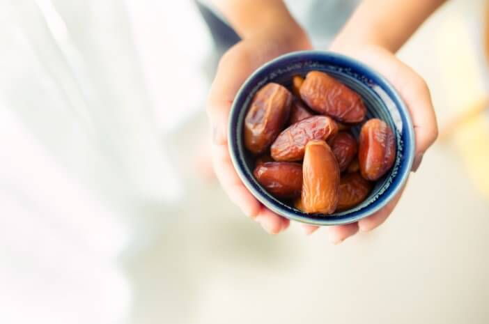 Kurma Ampuh Atasi Anemia, Mitos atau Fakta? Kurma Ampuh Atasi Anemia, Mitos atau Fakta?