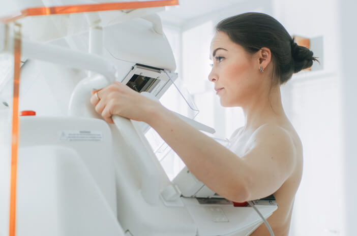 Lakukan 5 Hal Ini Sebelum Menjalani Tes Mammografi