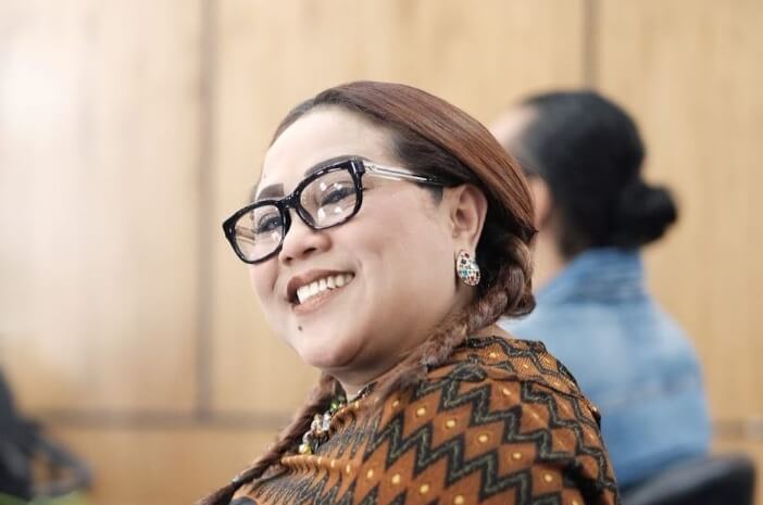 Nunung Depresi, Tertawa Belum Tentu Bahagia Nunung Depresi, Tertawa Belum Tentu Bahagia