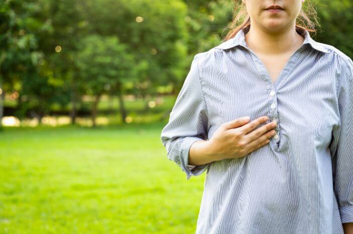 Terapi Hormon Pasca Menopause Picu Kista Payudara, Benarkah? Terapi Hormon Pasca Menopause Picu Kista Payudara, Benarkah?