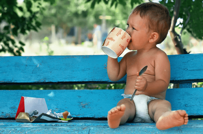 Viral Bayi Diberi Kopi, Apa Bahayanya?